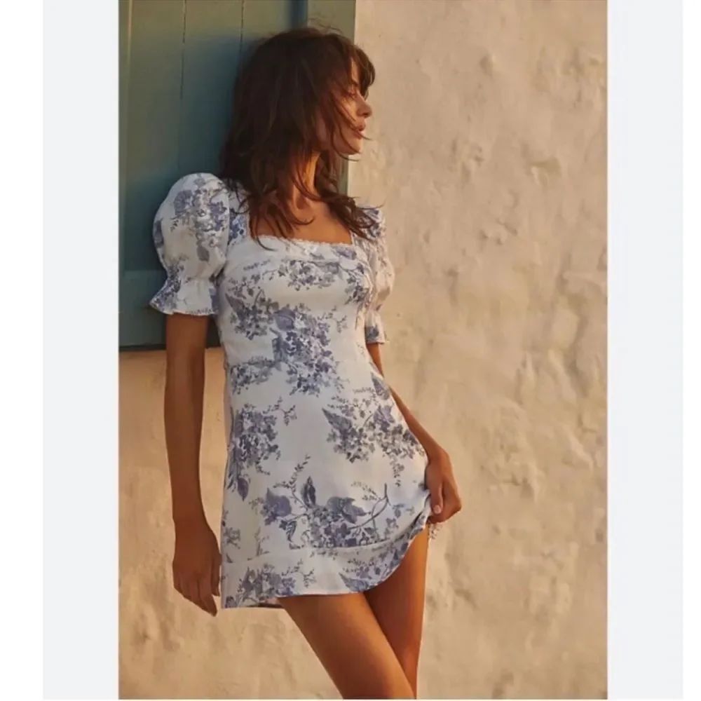 NEW Reformation Evianna Linen Dress in Lupine